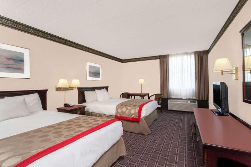 เบสต์ เวสเทิร์น พลัส คลาร์กซัมมิต สแครนตัน Hotel Clarks Summit ภายนอก รูปภาพ